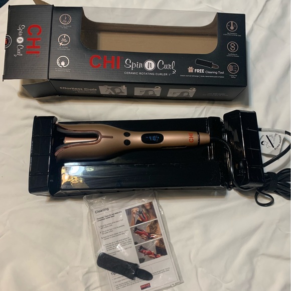 Special Edition CHI Spin N Curl Ceramic Curling Iron 1". Rose Gold. - Picture 2 of 12